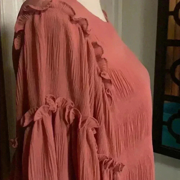 Beautiful crinkled blouse - Picture 5 of 11